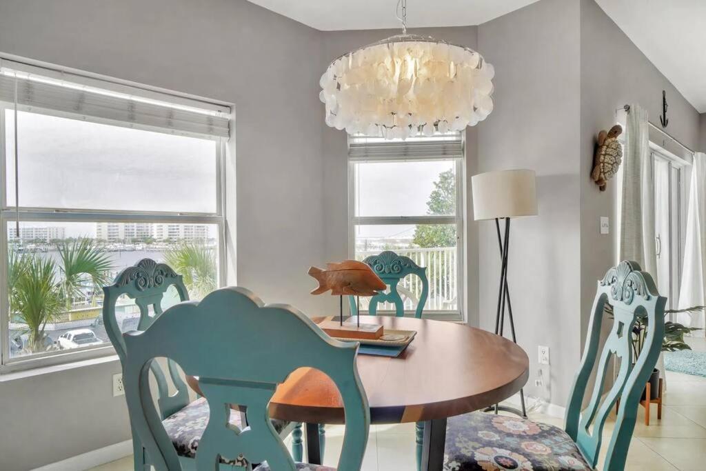 Holiday home Harbor Hideaway